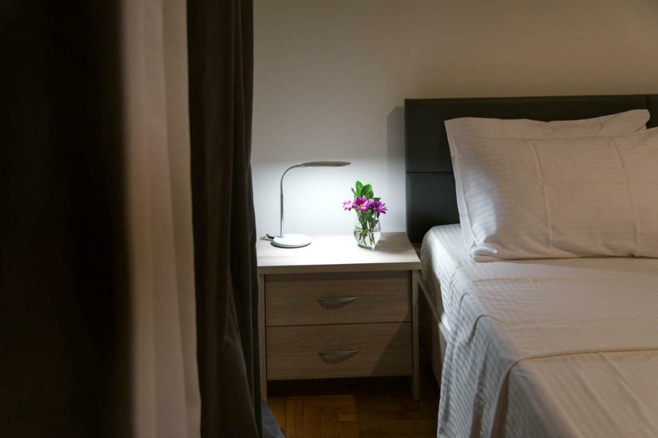 Oro'S Stylish Kolonaki Flats Next To Metro & Museums Apartamento Atenas Exterior foto